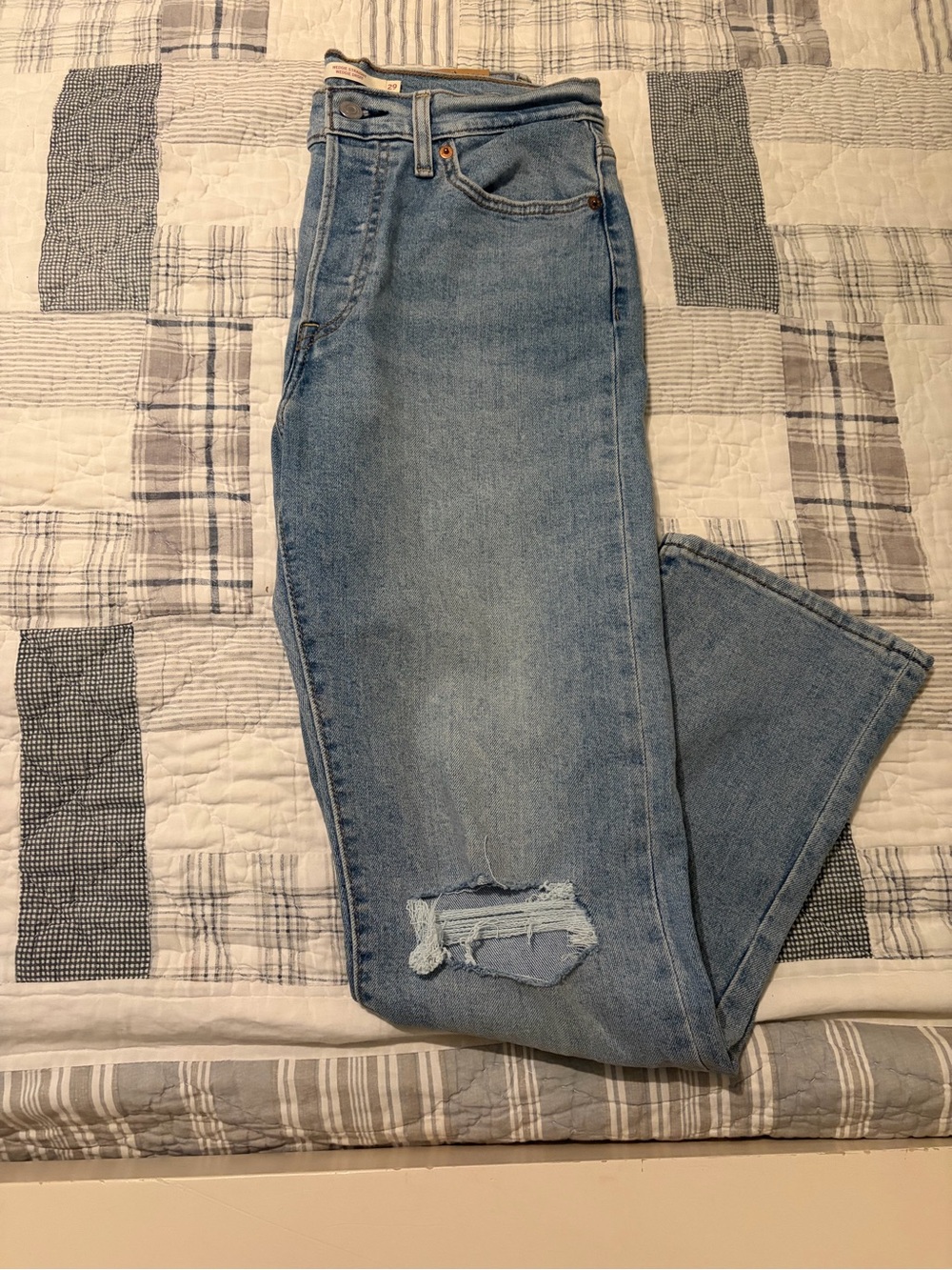 Levi’s wedgie straight jeans